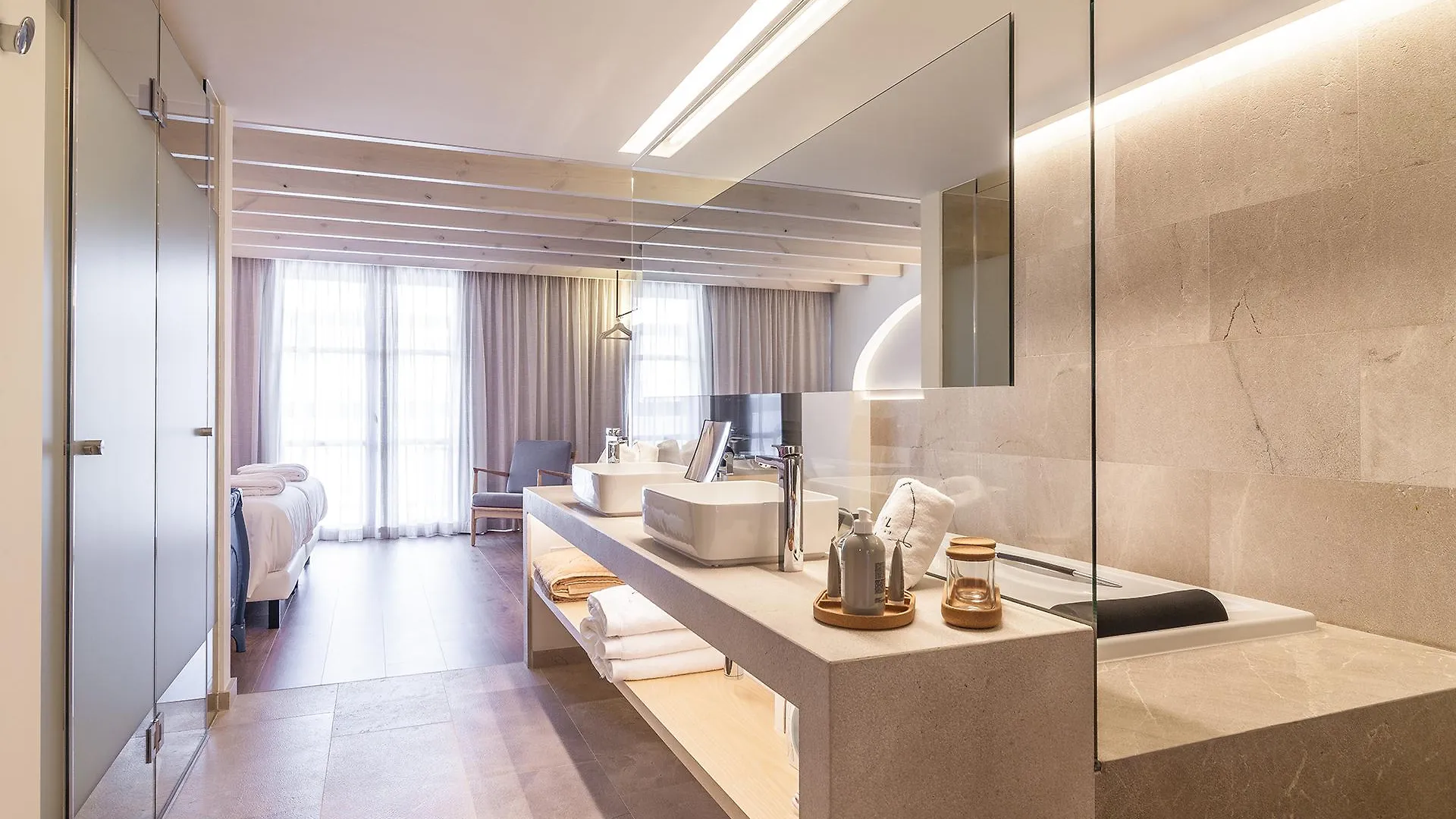 **** Lägenhetshotell Fil Suites Palma de Mallorca Spanien